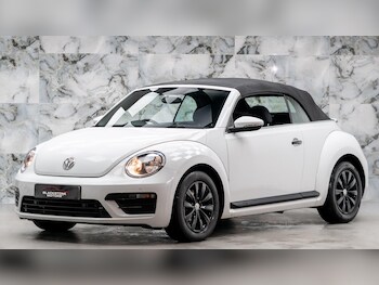 Used Volkswagen Beetle 2017 for sale - 76702080: Photo