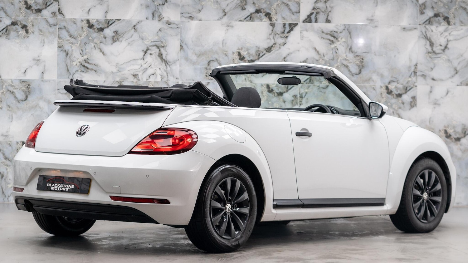 Used Volkswagen Beetle for sale - 76702080: Photo 7