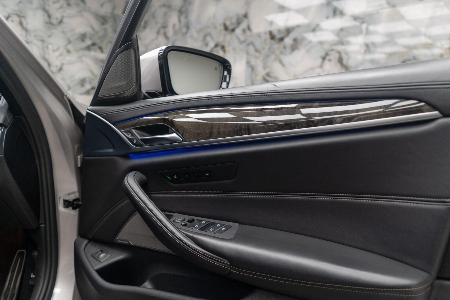 Used BMW 5 Series 2019 for sale - 76855833: Photo 38