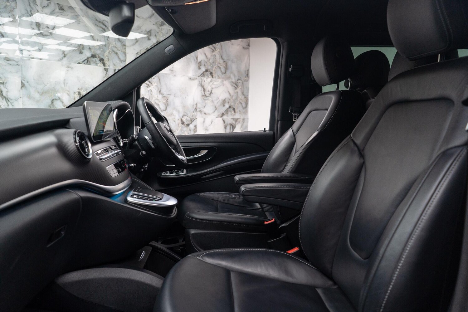 Used Mercedes-Benz V-Class 2022 for sale - 77175891: Photo 12