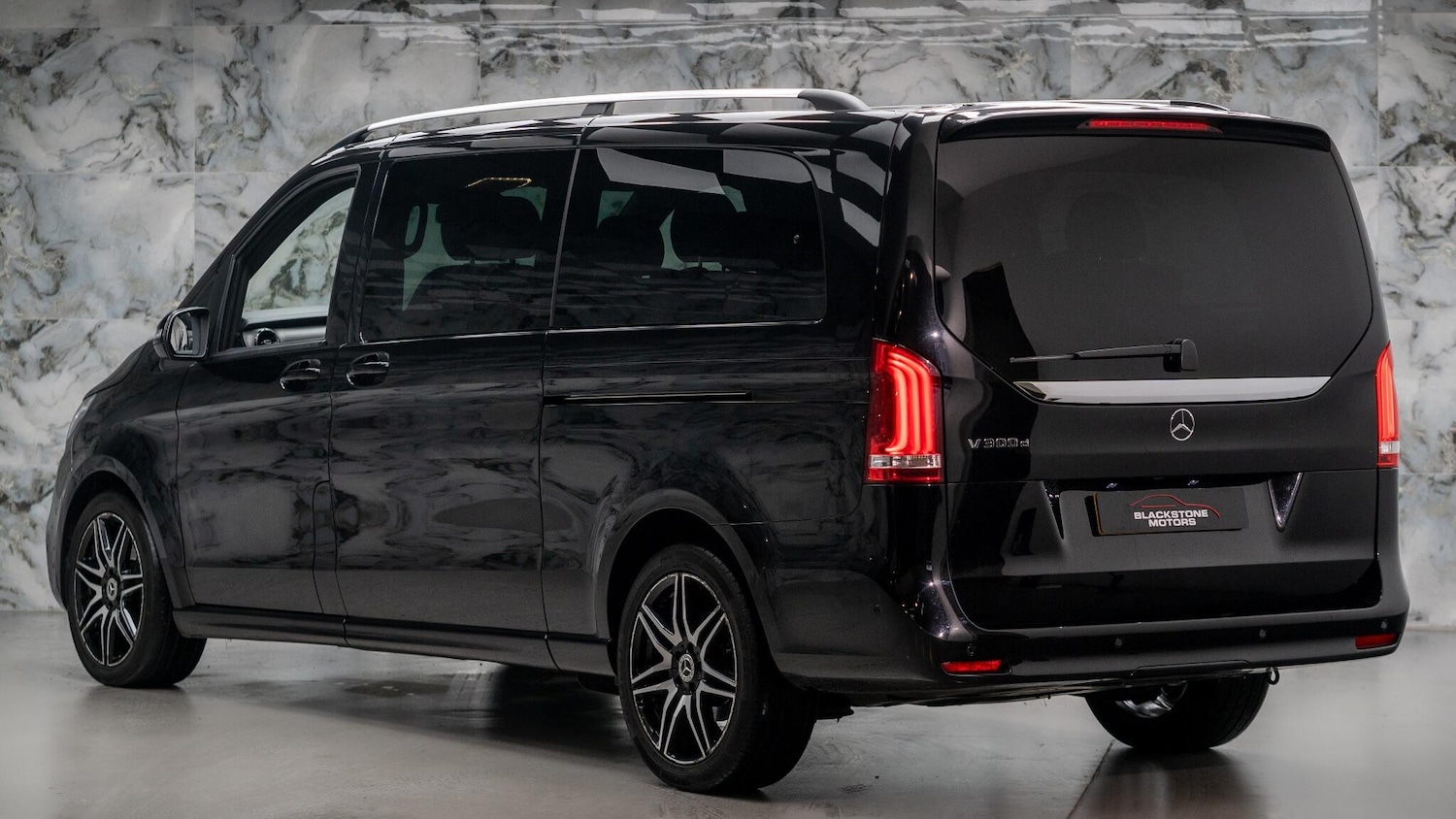 Used Mercedes-Benz V-Class 2022 for sale - 77175891: Photo 4