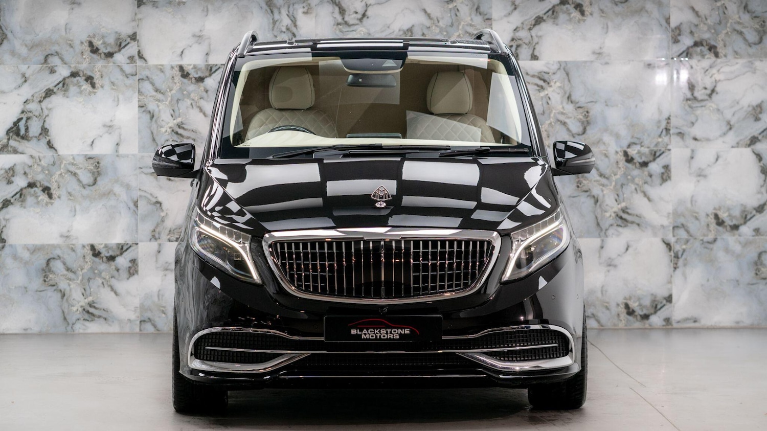 Used Mercedes-Benz V-Class 2022 for sale - 76399123: Photo 2