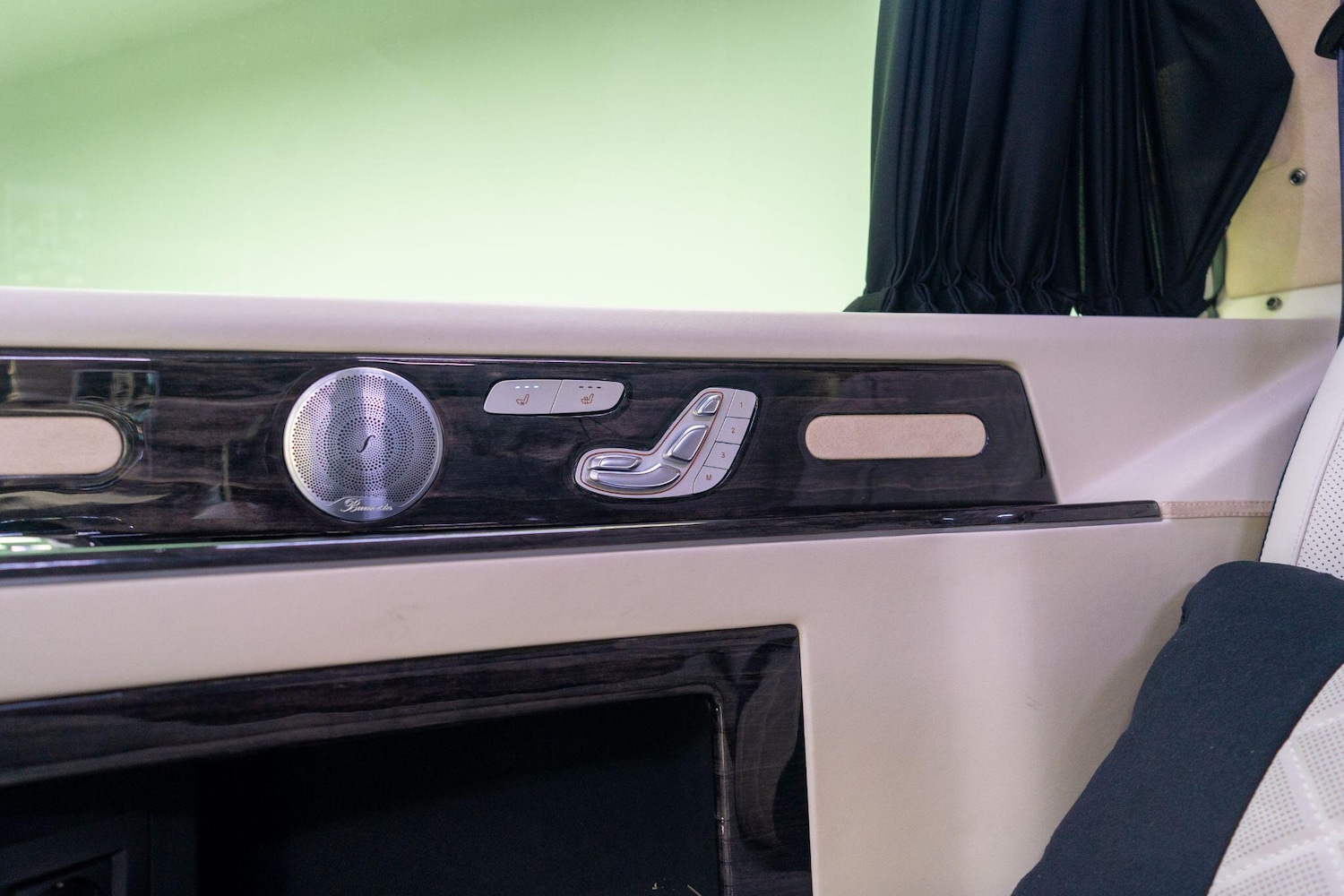 Used Mercedes-Benz V-Class 2022 for sale - 76399123: Photo 49