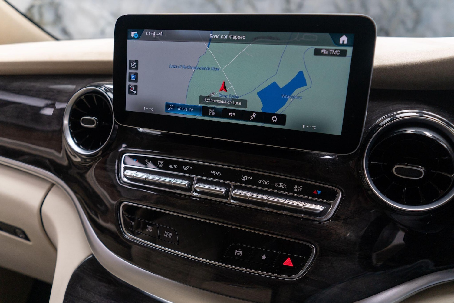 Used Mercedes-Benz V-Class 2022 for sale - 76992722: Photo 14