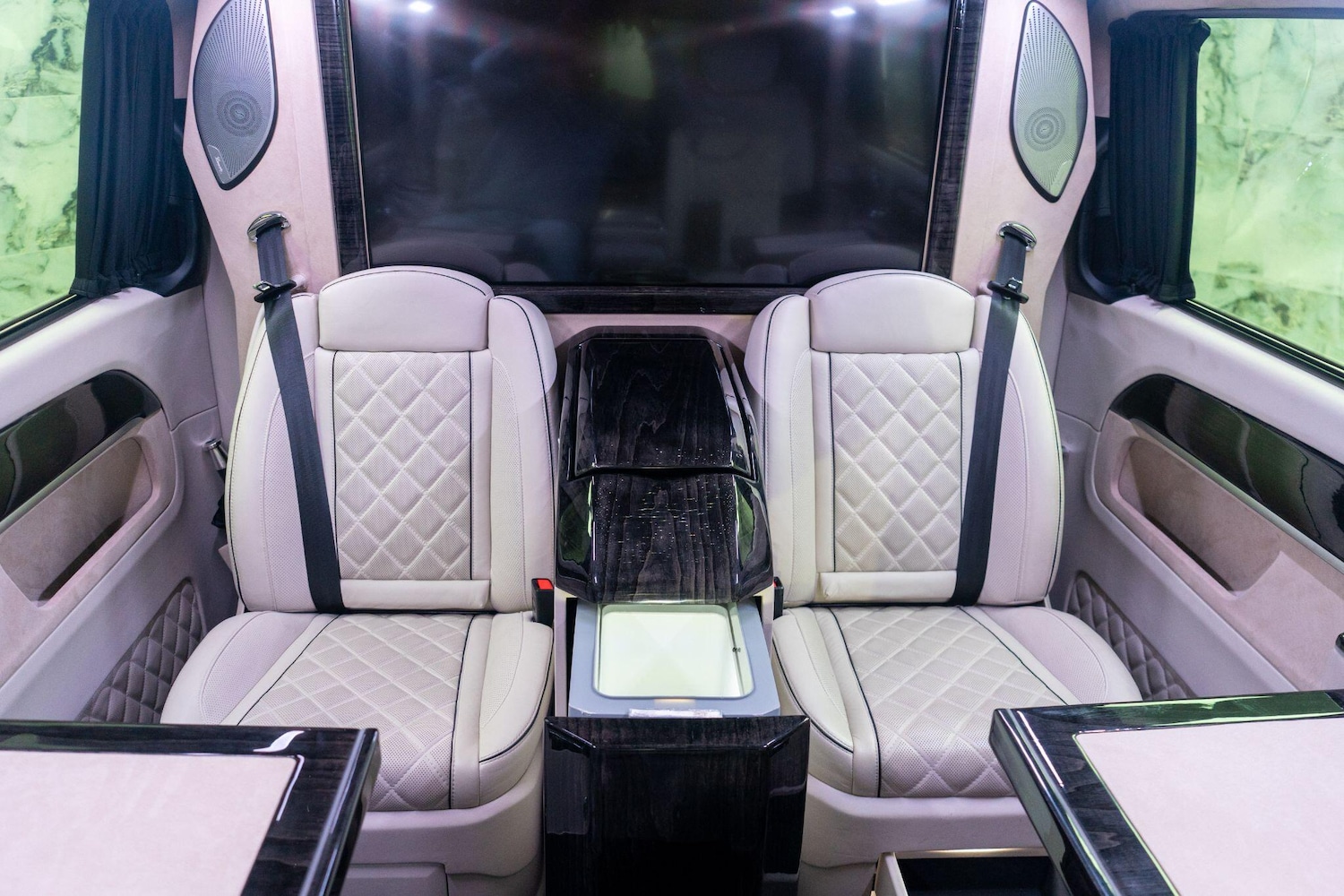 Used Mercedes-Benz V-Class 2022 for sale - 76992722: Photo 35