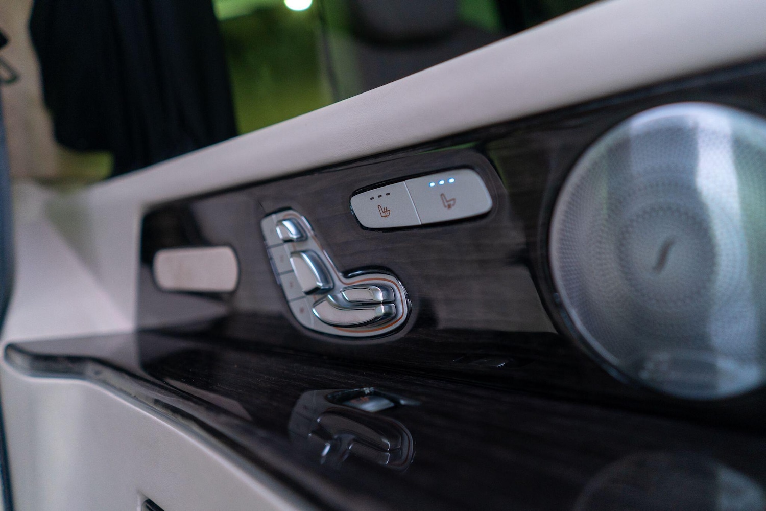 Used Mercedes-Benz V-Class 2022 for sale - 76992722: Photo 40