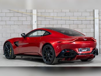 Used Aston Martin Vantage 2018 for sale - 77637855: Photo
