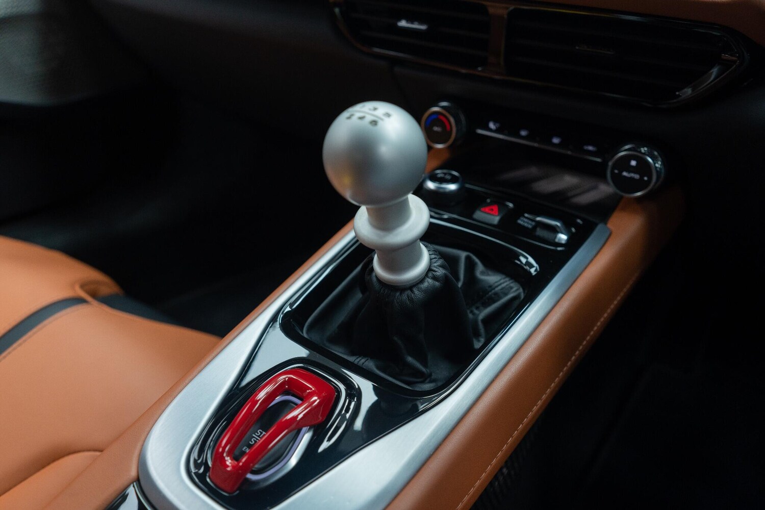 Used Lotus Emira for sale - 77344075: Photo 35