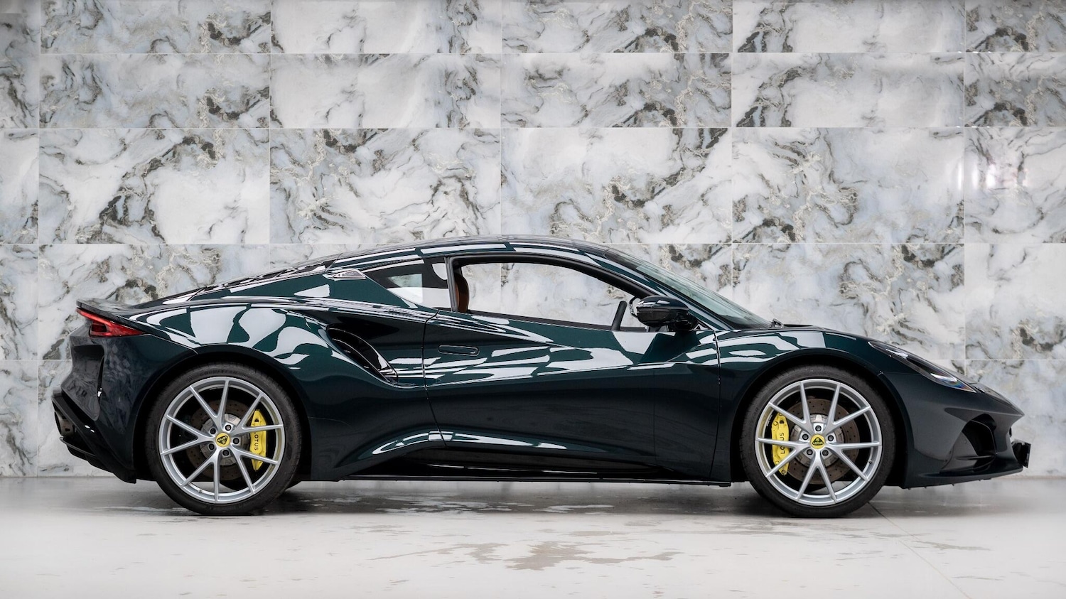 Used Lotus Emira for sale - 77344075: Photo 7