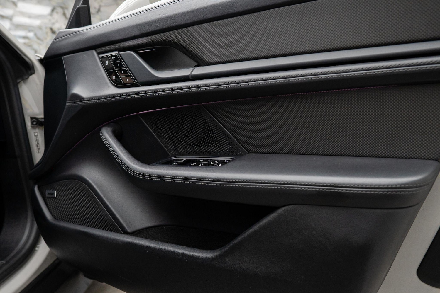 Used Porsche Taycan 2021 for sale - 77021039: Photo 36