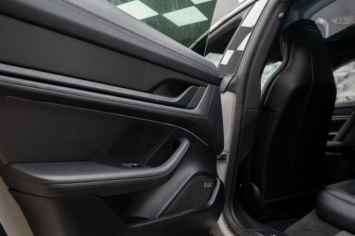 Used Porsche Taycan 2021 for sale - 77021039: Photo 37