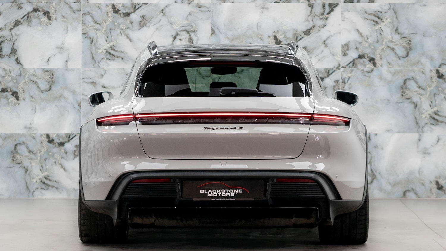 Used Porsche Taycan 2021 for sale - 77021039: Photo 5