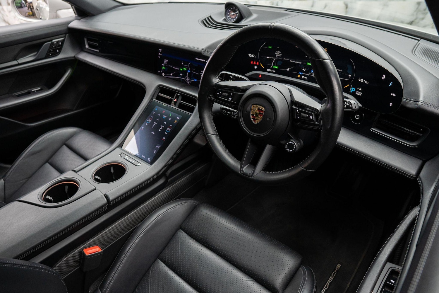 Used Porsche Taycan 2021 for sale - 77021039: Photo 9