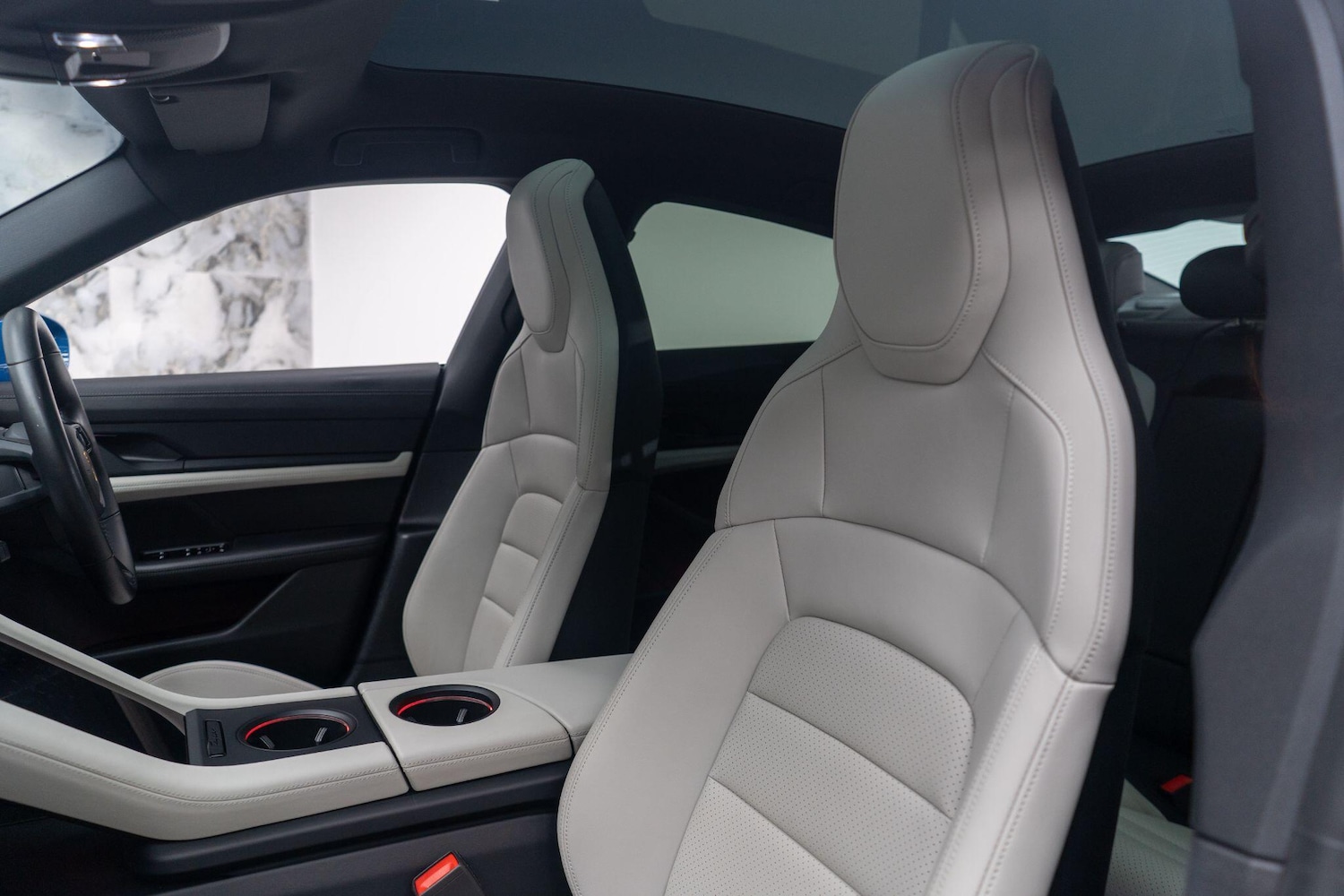 Used Porsche Taycan for sale - 76572781: Photo 16