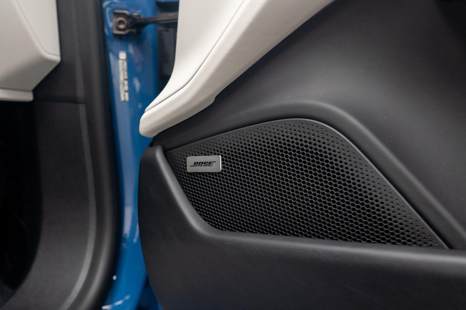 Used Porsche Taycan for sale - 76572781: Photo 3