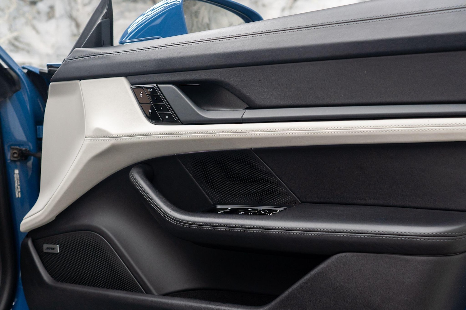 Used Porsche Taycan for sale - 76572781: Photo 34