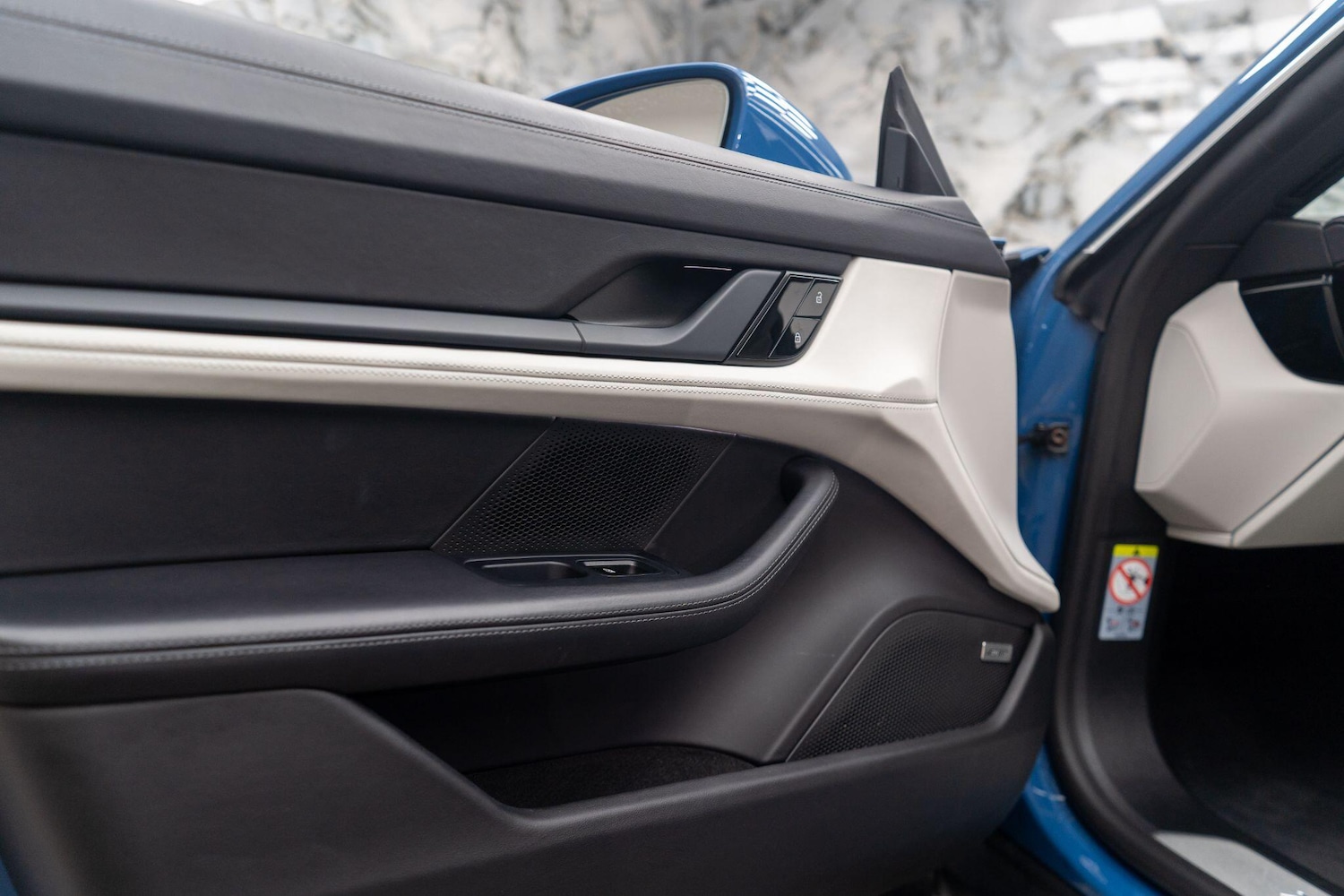 Used Porsche Taycan for sale - 76572781: Photo 38