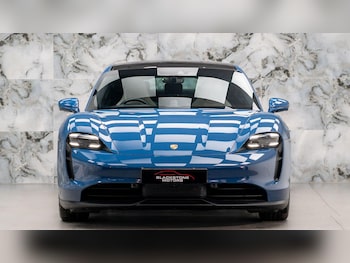 Used Porsche Taycan 2020 for sale - 76572781: Photo