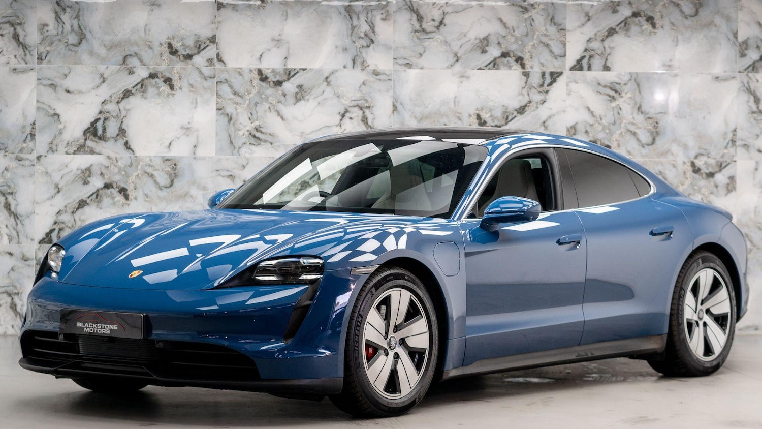 Used Porsche Taycan for sale - 76572781: Photo 5