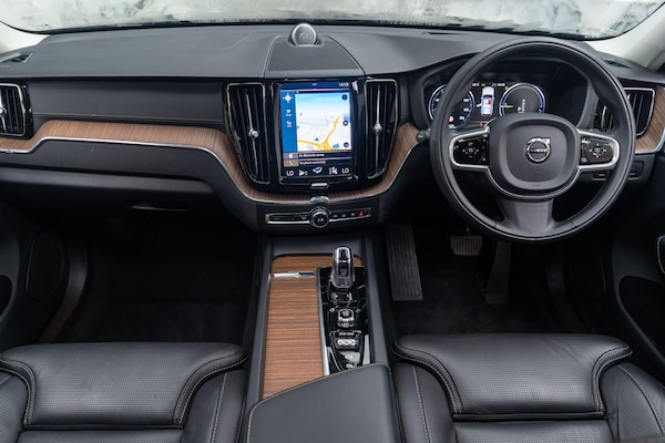 Used Volvo XC60 2018 for sale - 75478030: Photo 12