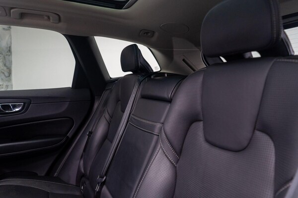Used Volvo XC60 2018 for sale - 75478030: Photo 19
