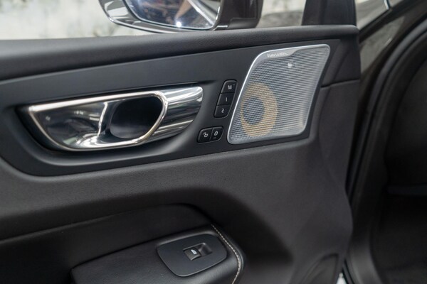 Used Volvo XC60 2018 for sale - 75478030: Photo 39