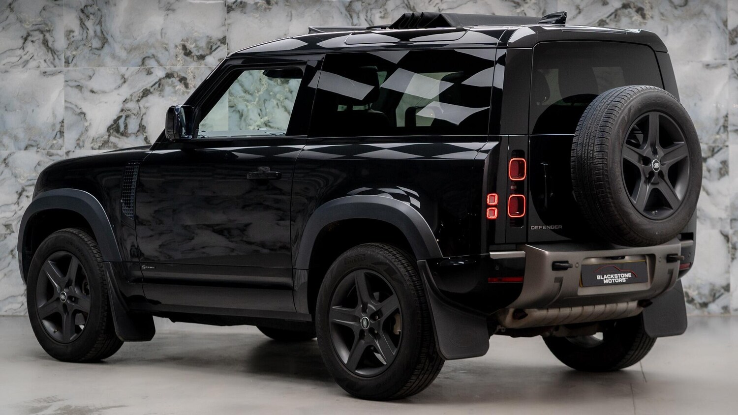 Used Land Rover Defender 2021 for sale - 77456388: Photo 13