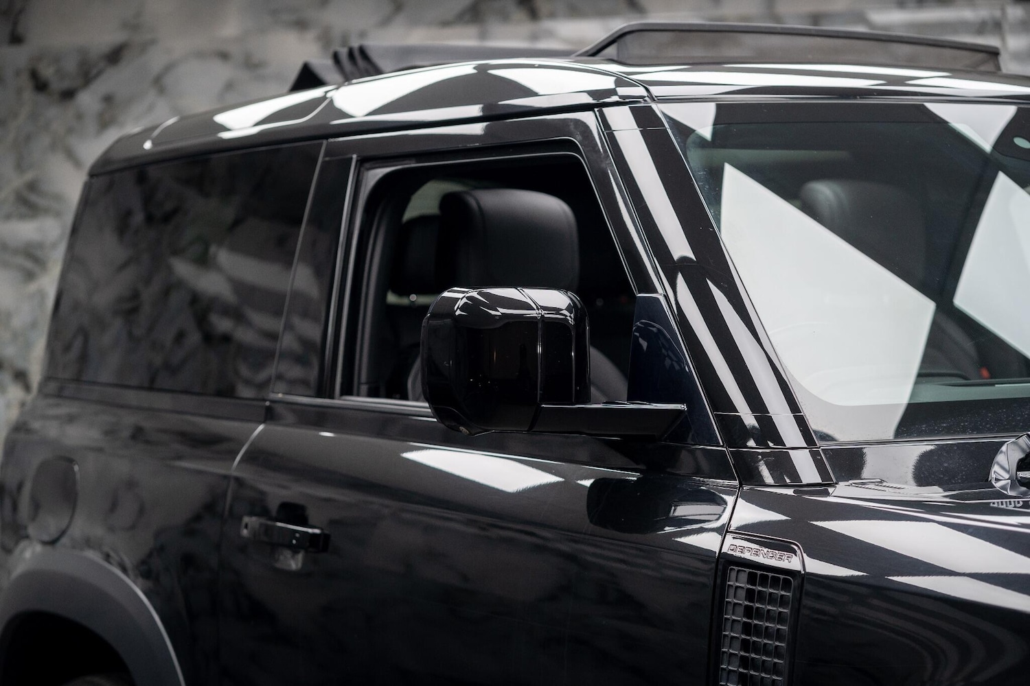 Used Land Rover Defender 2021 for sale - 77456388: Photo 3