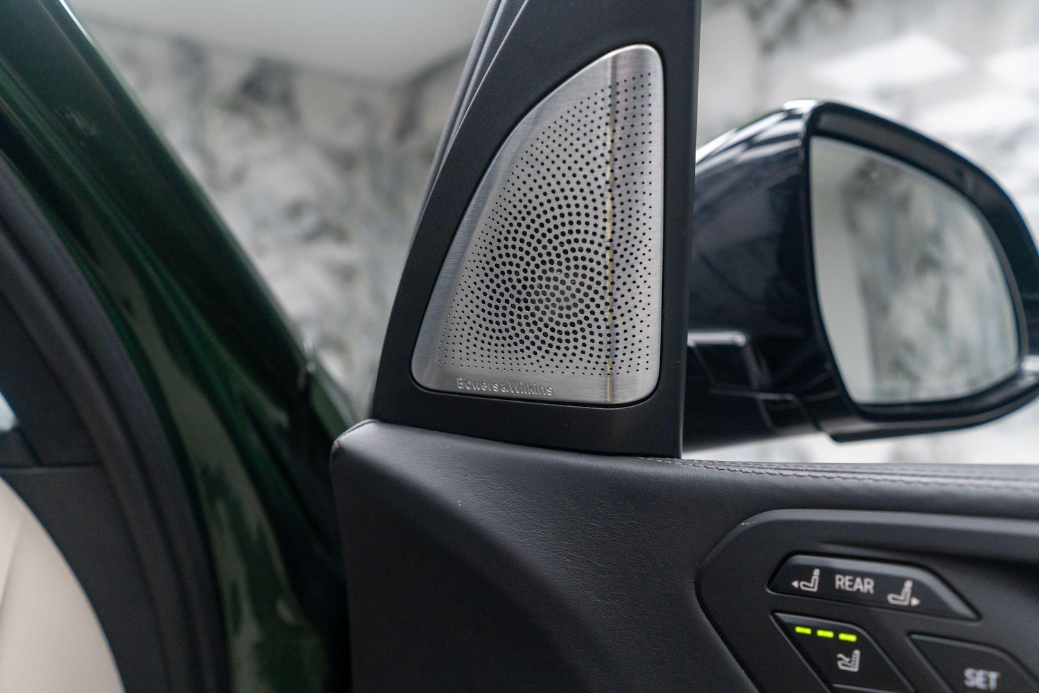 Used BMW X7 2022 for sale - 76786412: Photo 2