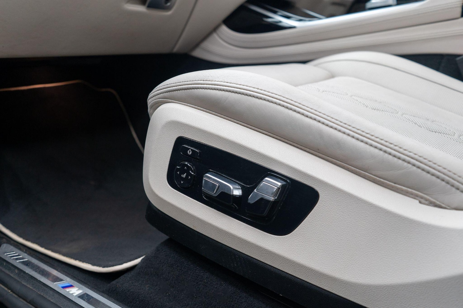 Used BMW X7 2022 for sale - 76786412: Photo 49