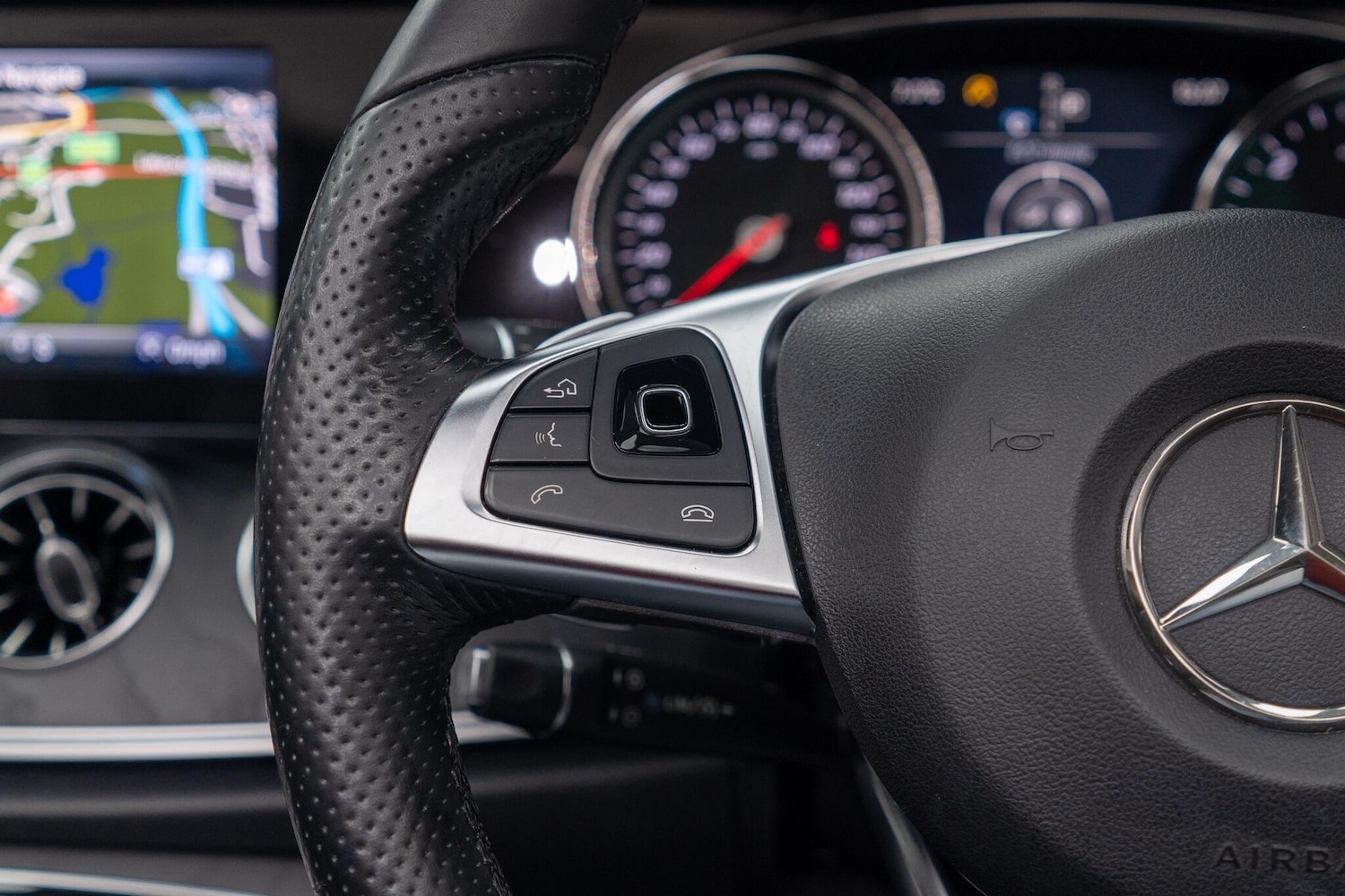 Used Mercedes-Benz E Class 2018 for sale - 77120780: Photo 27