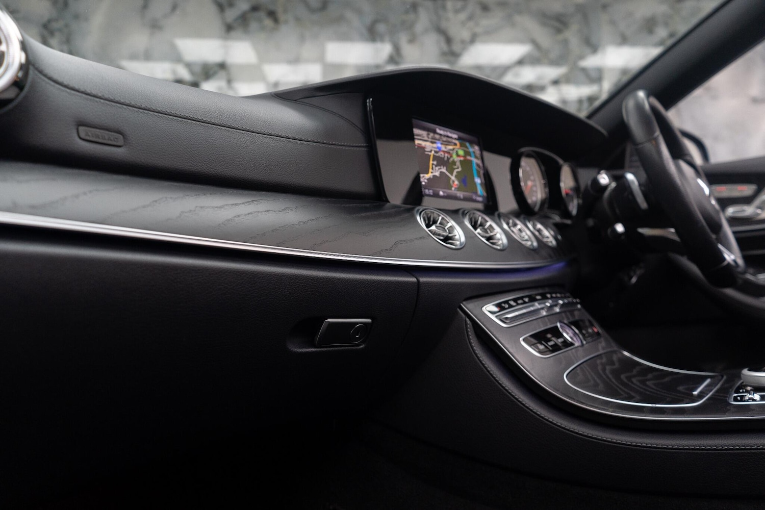 Used Mercedes-Benz E Class 2018 for sale - 77120780: Photo 32