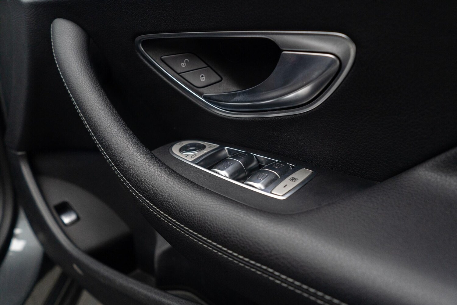 Used Mercedes-Benz E Class 2018 for sale - 77120780: Photo 35