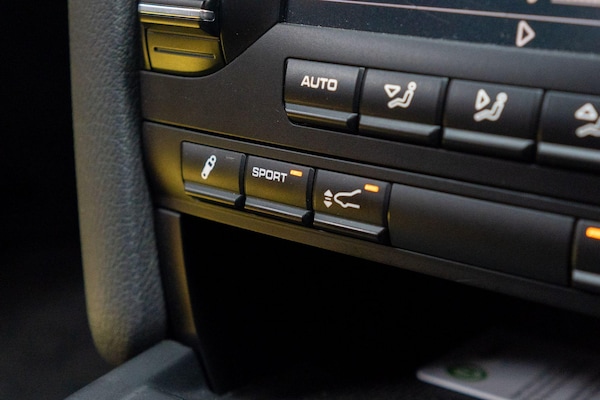 Used Porsche 911 2010 for sale - 75478604: Photo 20