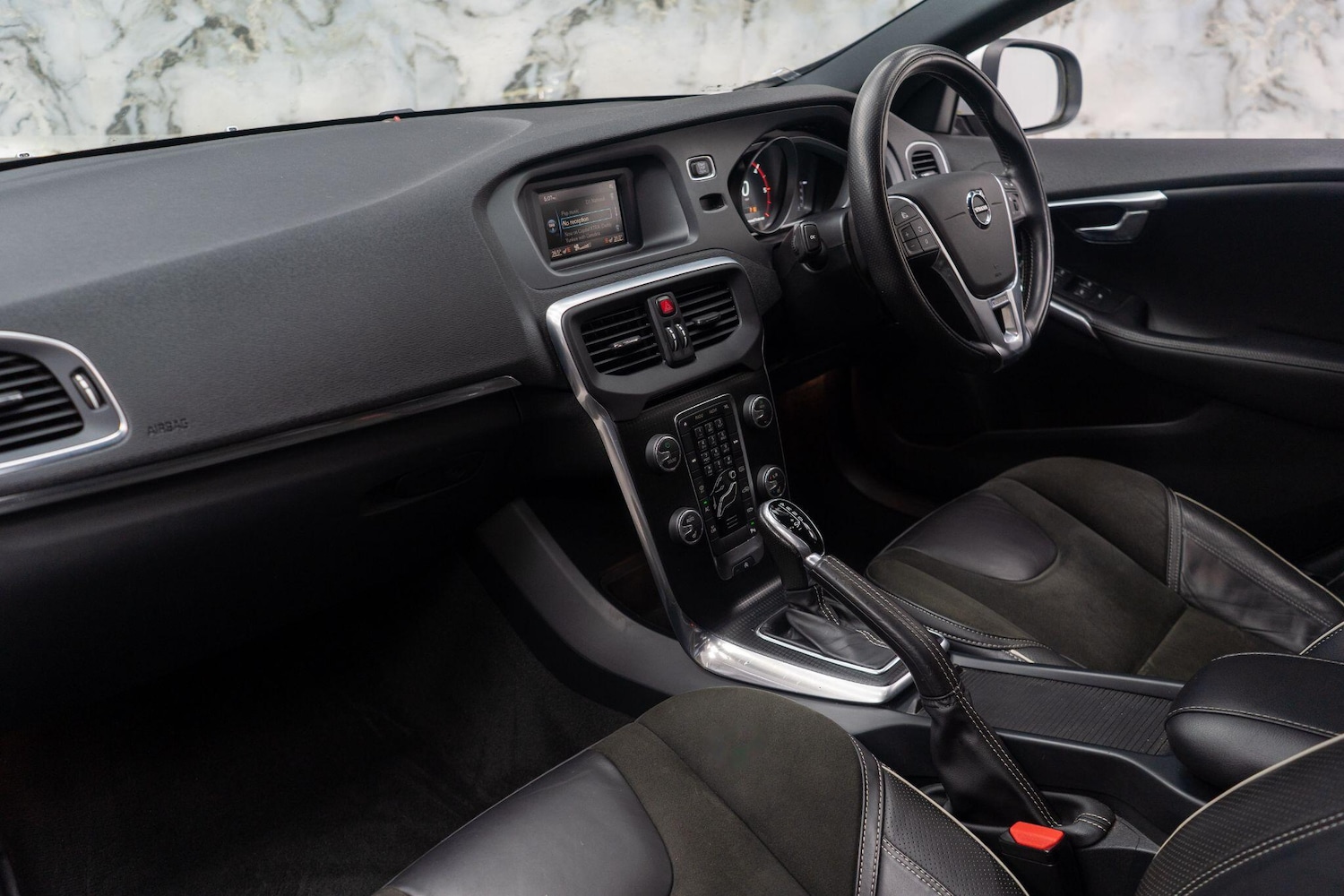 Used Volvo V40 for sale - 77671022: Photo 12