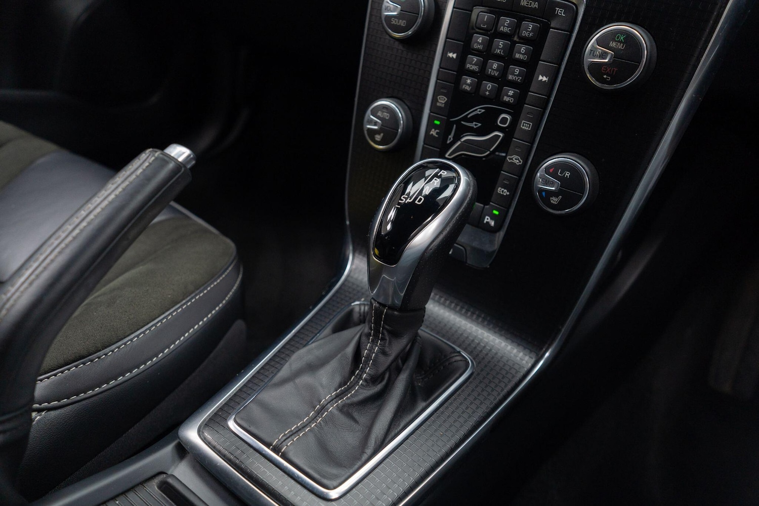 Used Volvo V40 for sale - 77671022: Photo 24