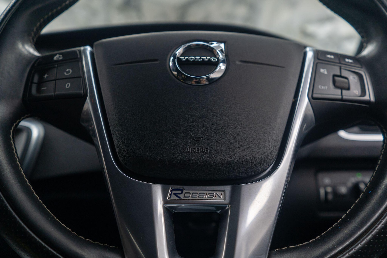 Used Volvo V40 for sale - 77671022: Photo 27