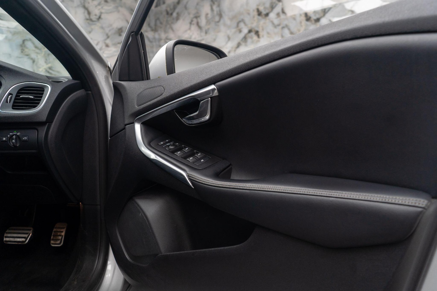 Used Volvo V40 for sale - 77671022: Photo 29