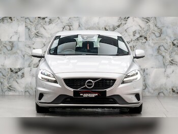 Used Volvo V40 2017 for sale - 77671022: Photo