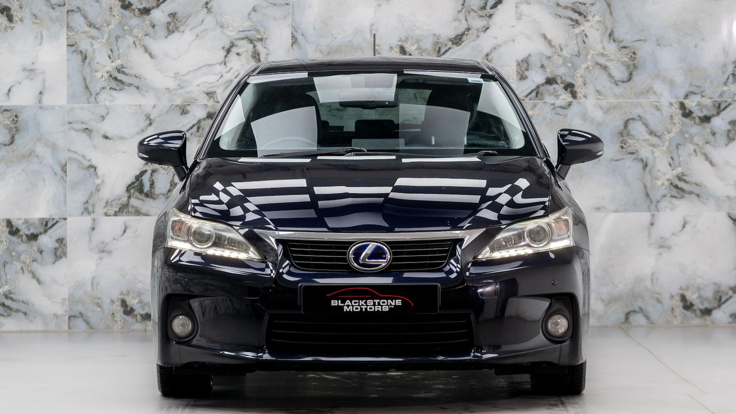 Used Lexus CT 2013 for sale - 77291764: Photo 2