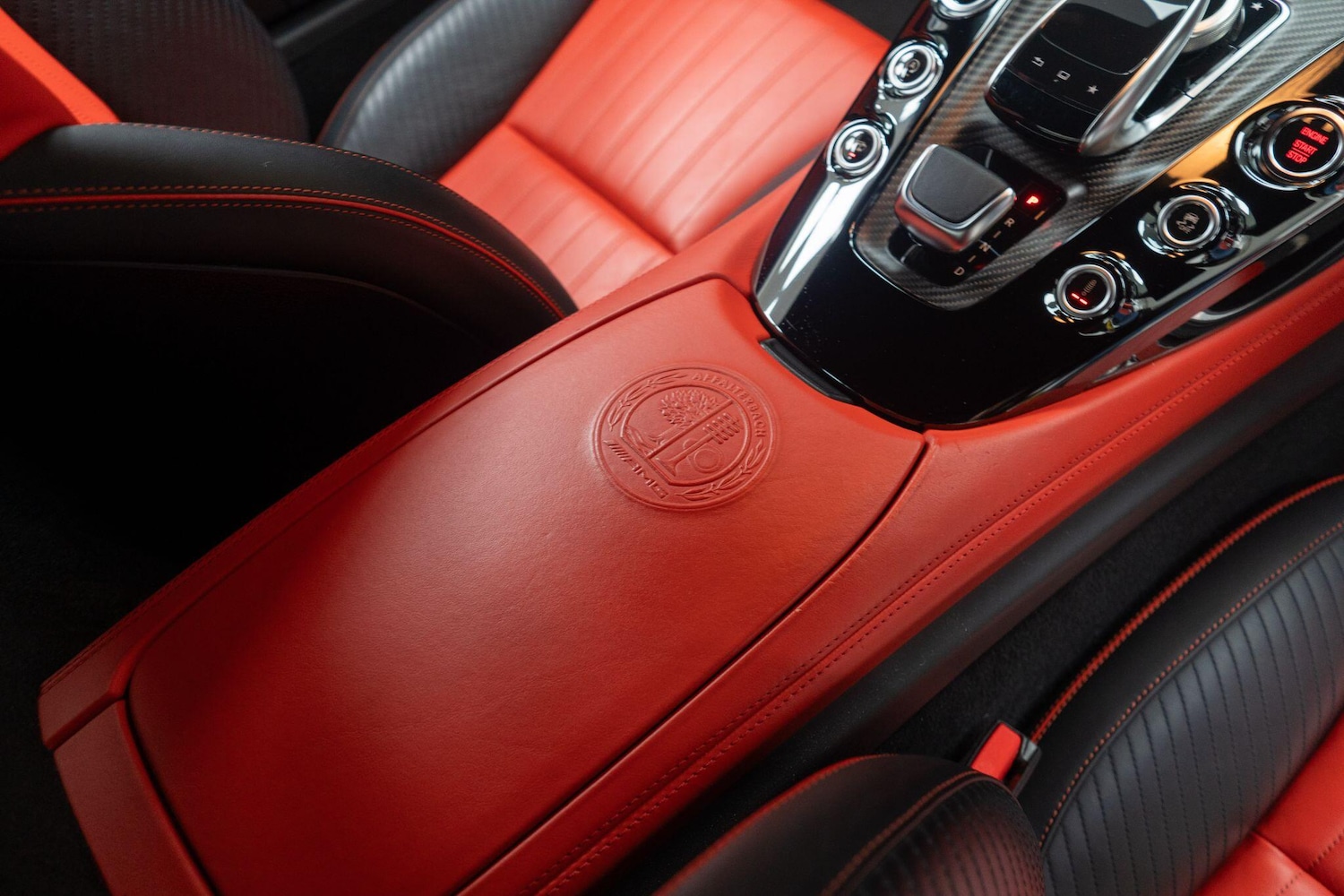 Used Mercedes-Benz AMG GT 2015 for sale - 76992428: Photo 28