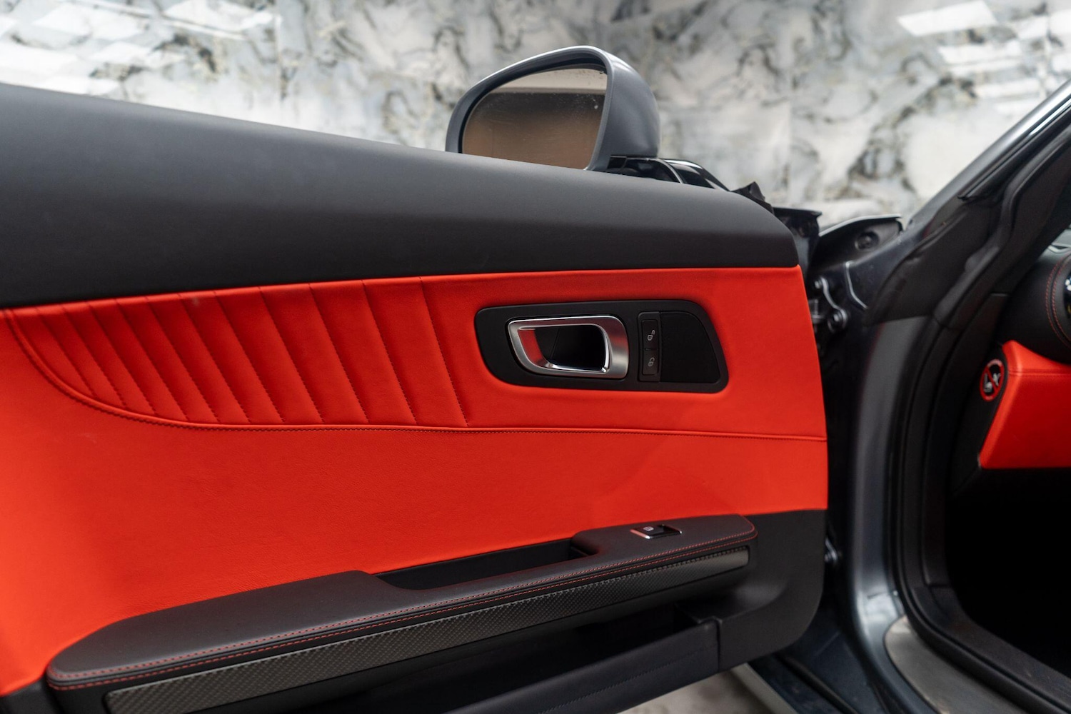 Used Mercedes-Benz AMG GT 2015 for sale - 76992428: Photo 32