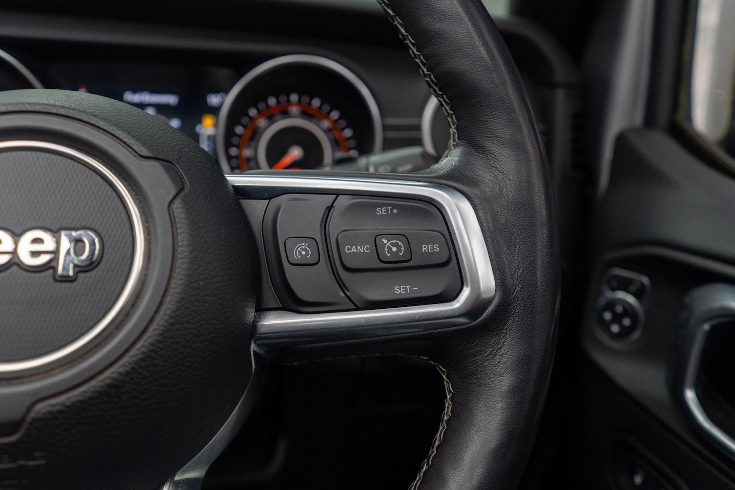 Used Jeep Wrangler 2019 for sale - 76388361: Photo 32