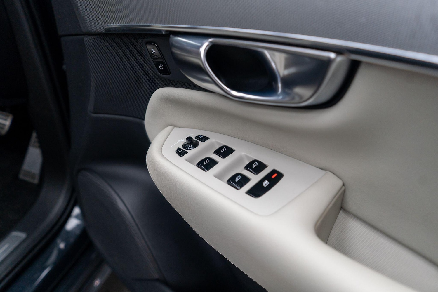 Used Volvo XC90 2021 for sale - 76388891: Photo 32