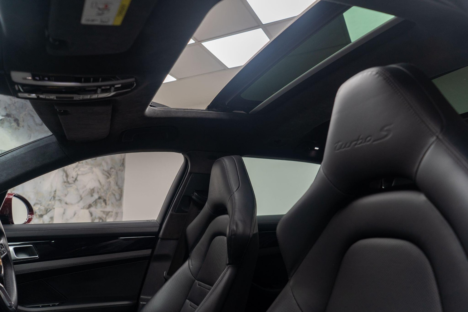 Used Porsche Panamera 2018 for sale - 76671401: Photo 16