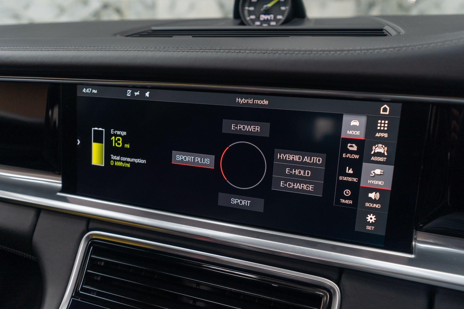 Used Porsche Panamera 2018 for sale - 76671401: Photo 27