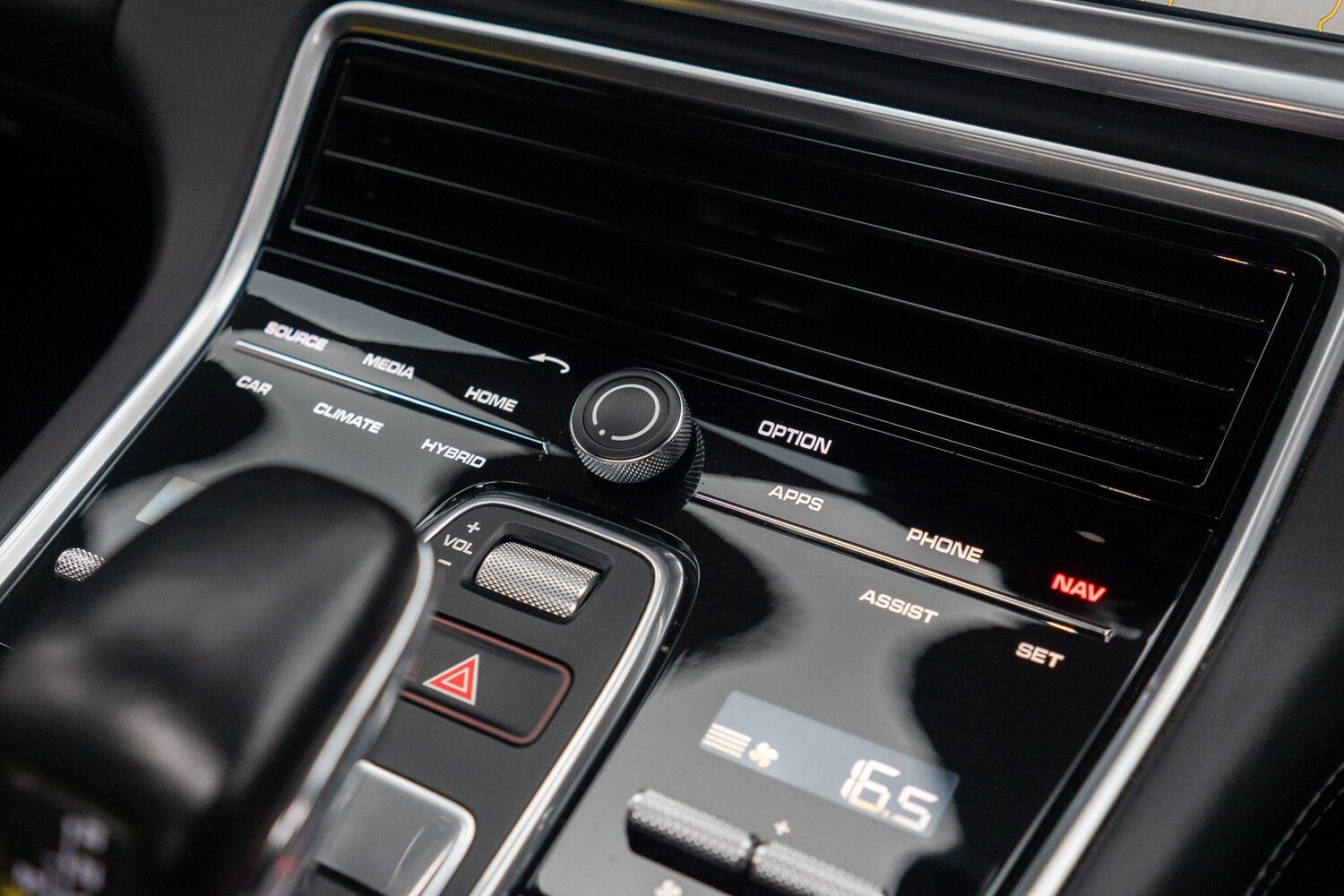 Used Porsche Panamera 2018 for sale - 76671401: Photo 31