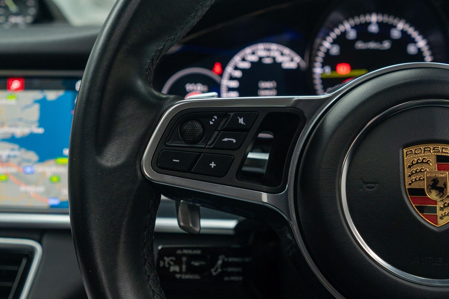 Used Porsche Panamera 2018 for sale - 76671401: Photo 34