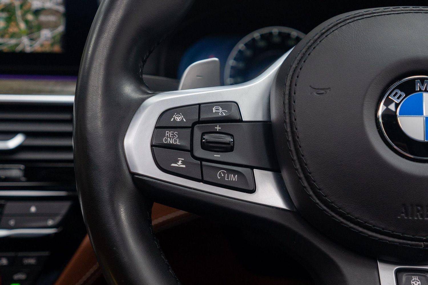 Used BMW 5 Series 2019 for sale - 76702132: Photo 44