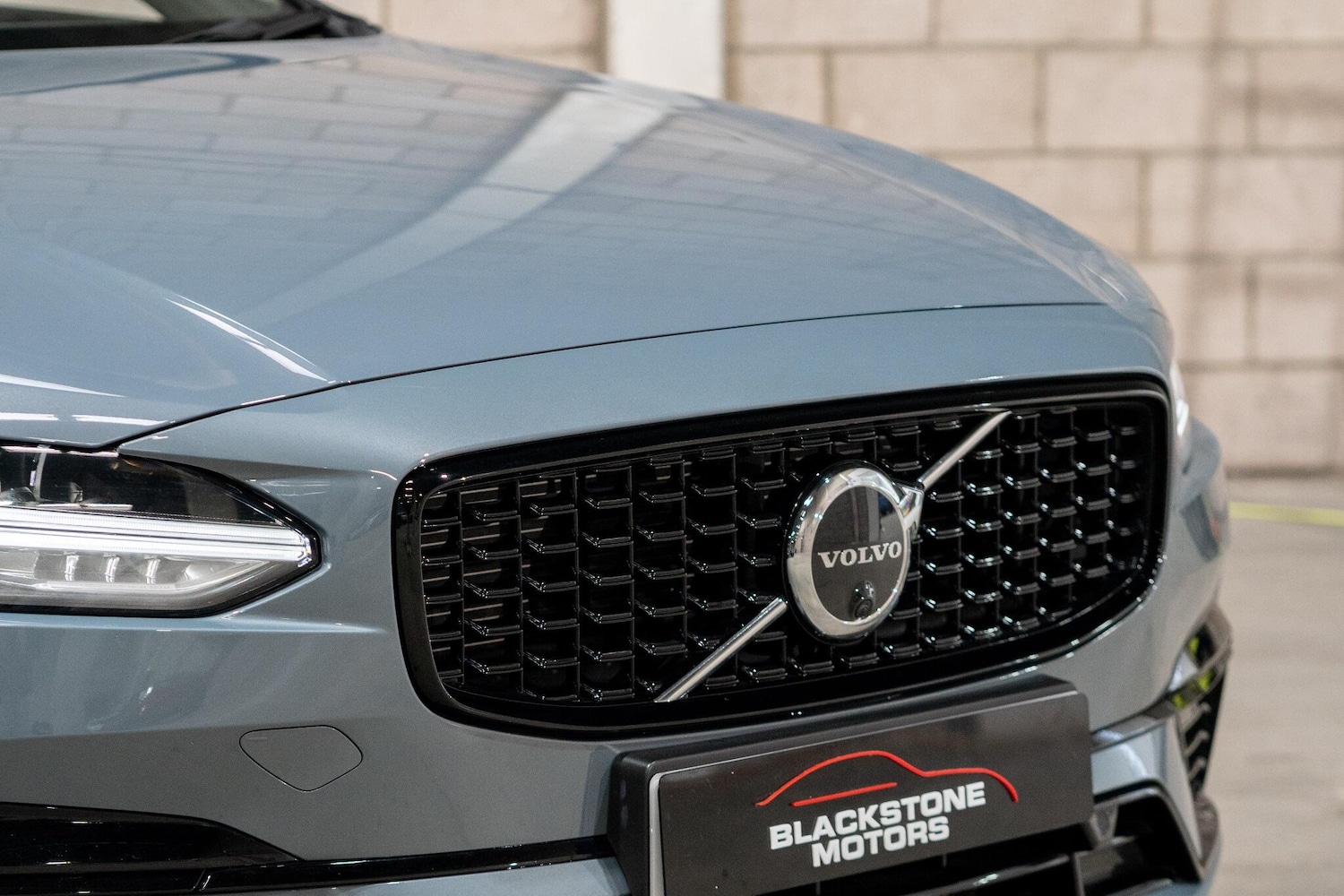 Used Volvo V90 2022 for sale - 77768434: Photo 2